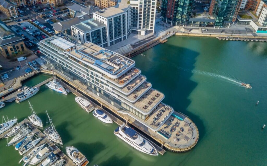 Picture of hotel